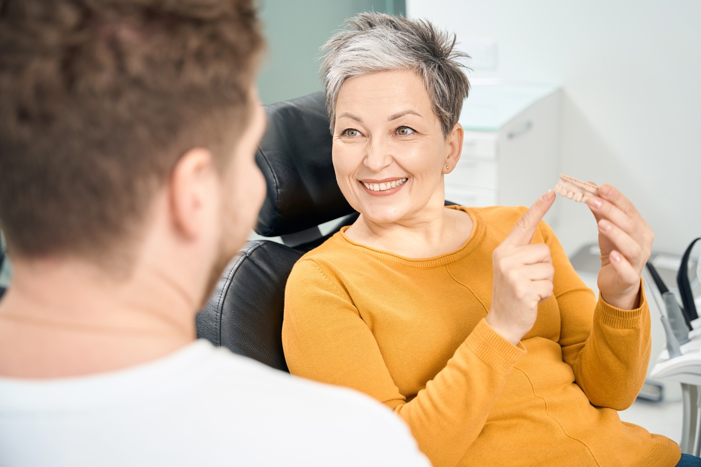 Dental Bridges: Types, Procedure & Benefits
