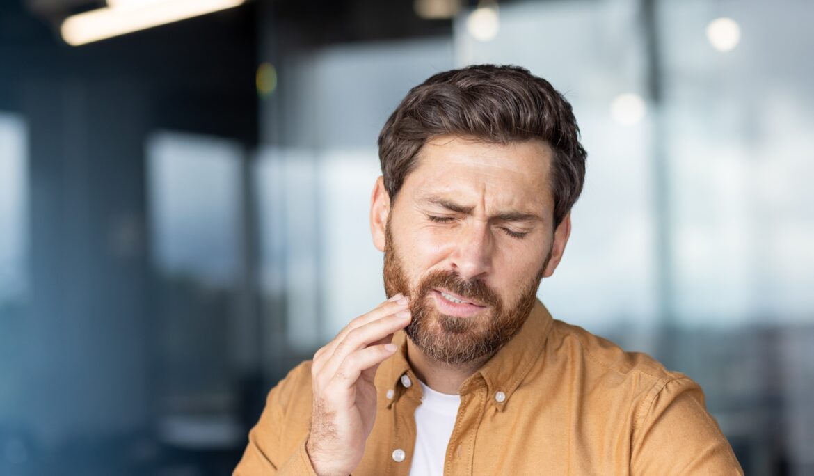 When Do You Need Emergency Dental Care?